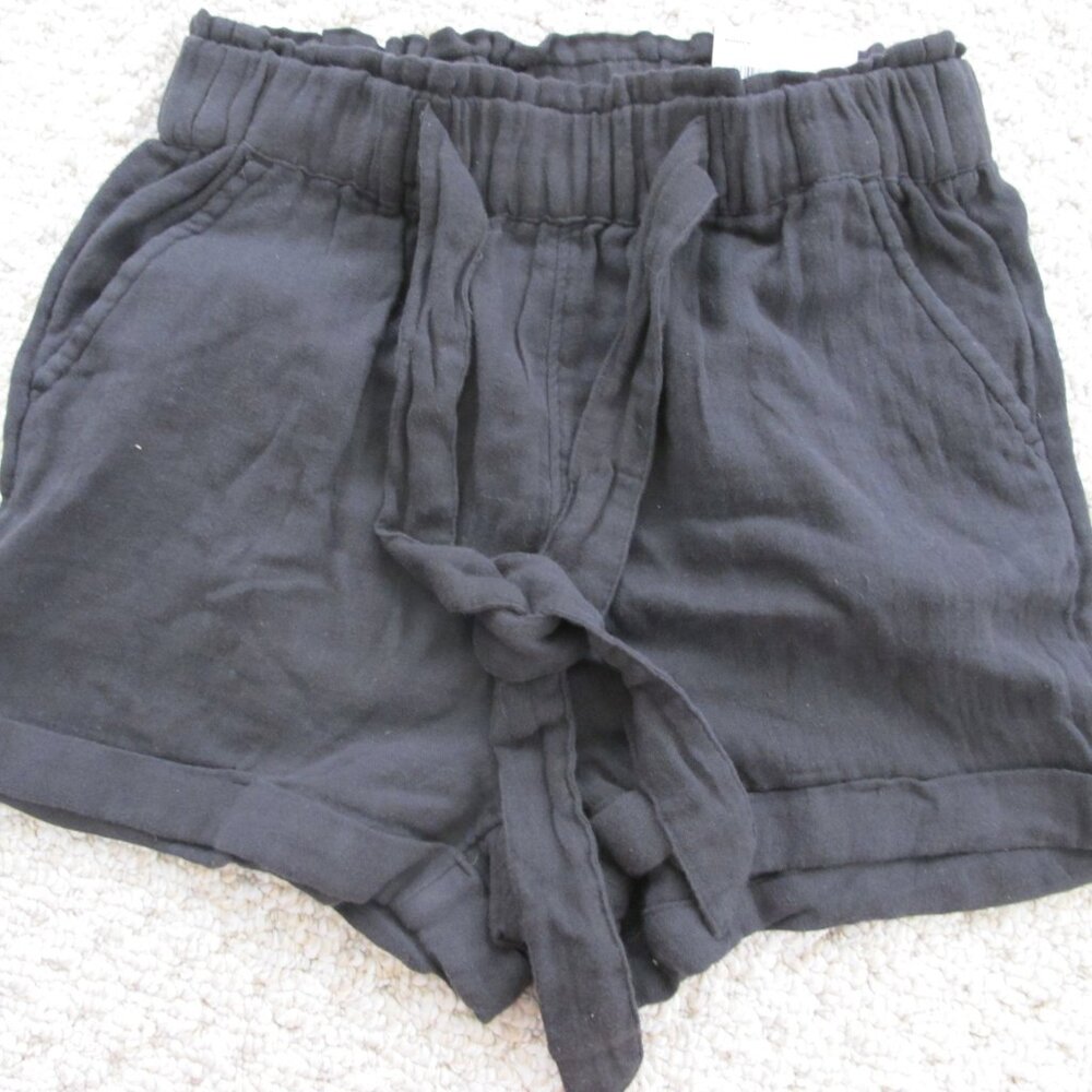 NWT - So Soft Short - XS